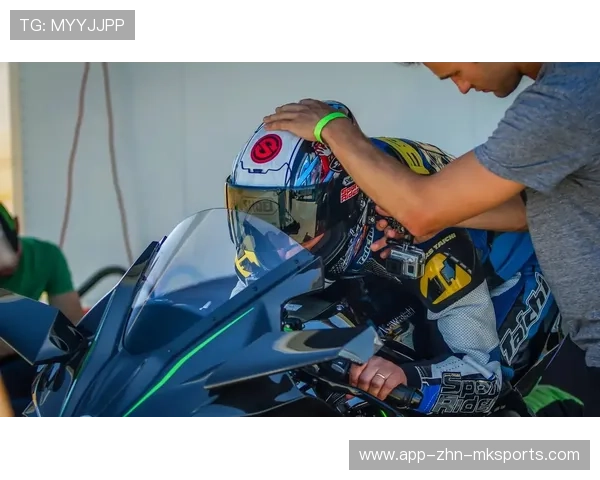 世界冠军赛车体验吓到尖叫——极速狂飙的极致诱惑 世界冠军赛车体验吓到尖叫——极速狂飙的极致诱惑